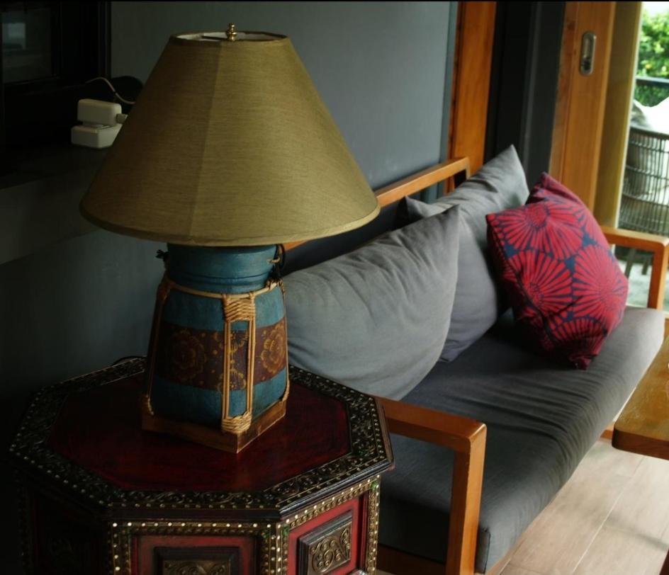 The Lantern Suites Ban Song Hong Екстер'єр фото